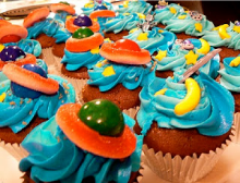 Space cupcakes